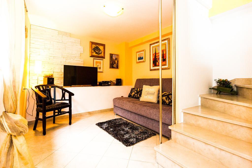 Holiday Home Villa Pindo Ston Exterior photo